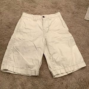 American Eagle | Khaki shorts